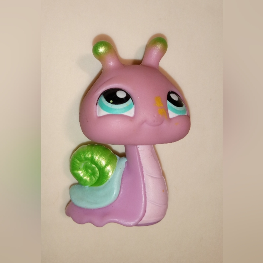 Lps Littlest Pet Shop #128 Pink Snail green blue shell blue eyes